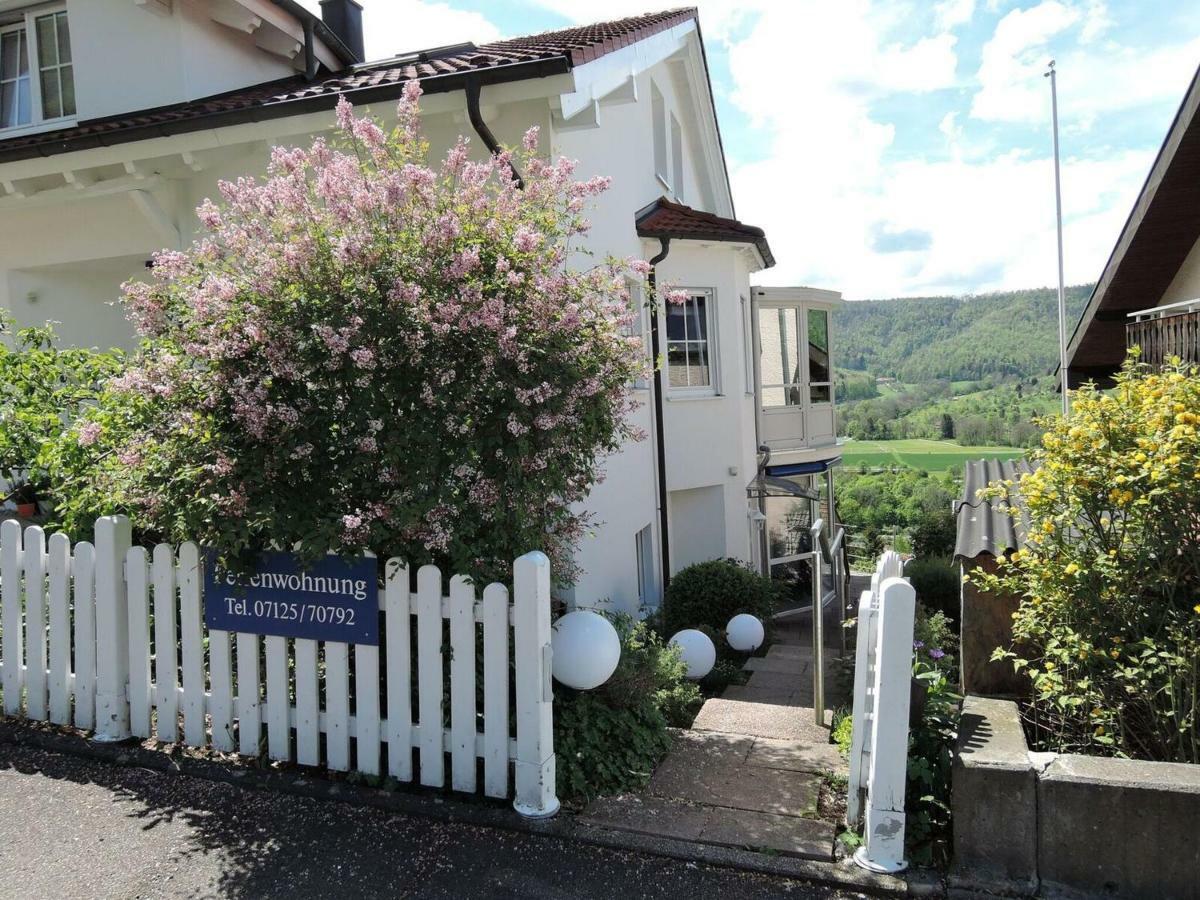 Haus Eisele Apartamento Bad Urach Exterior foto