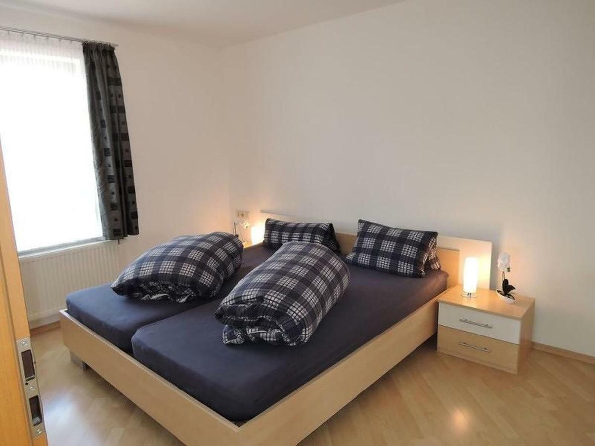 Haus Eisele Apartamento Bad Urach Exterior foto